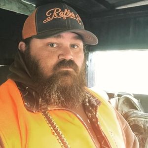 Meet your Posher, Dustin